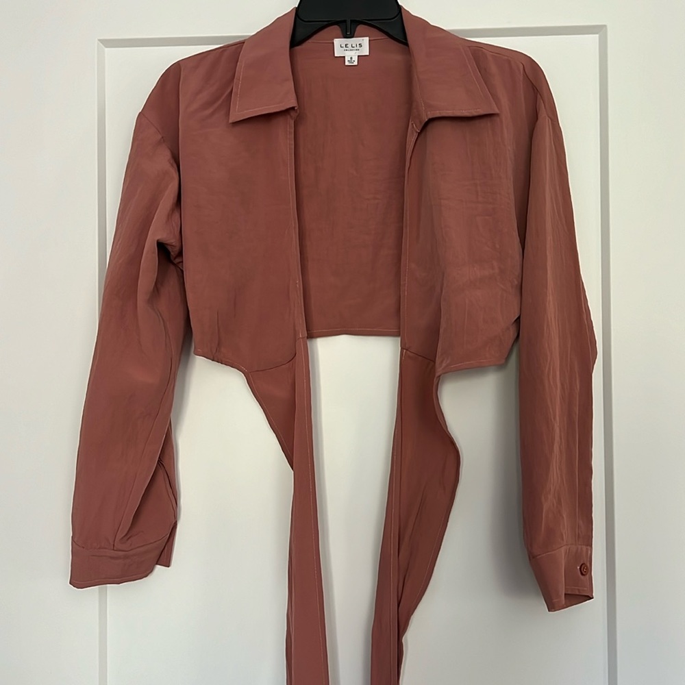 Cropped longsleeve wrap top